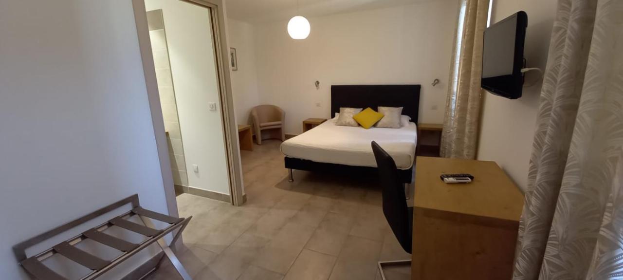 Hotel Du Golfe Bonifacio  Bagian luar foto