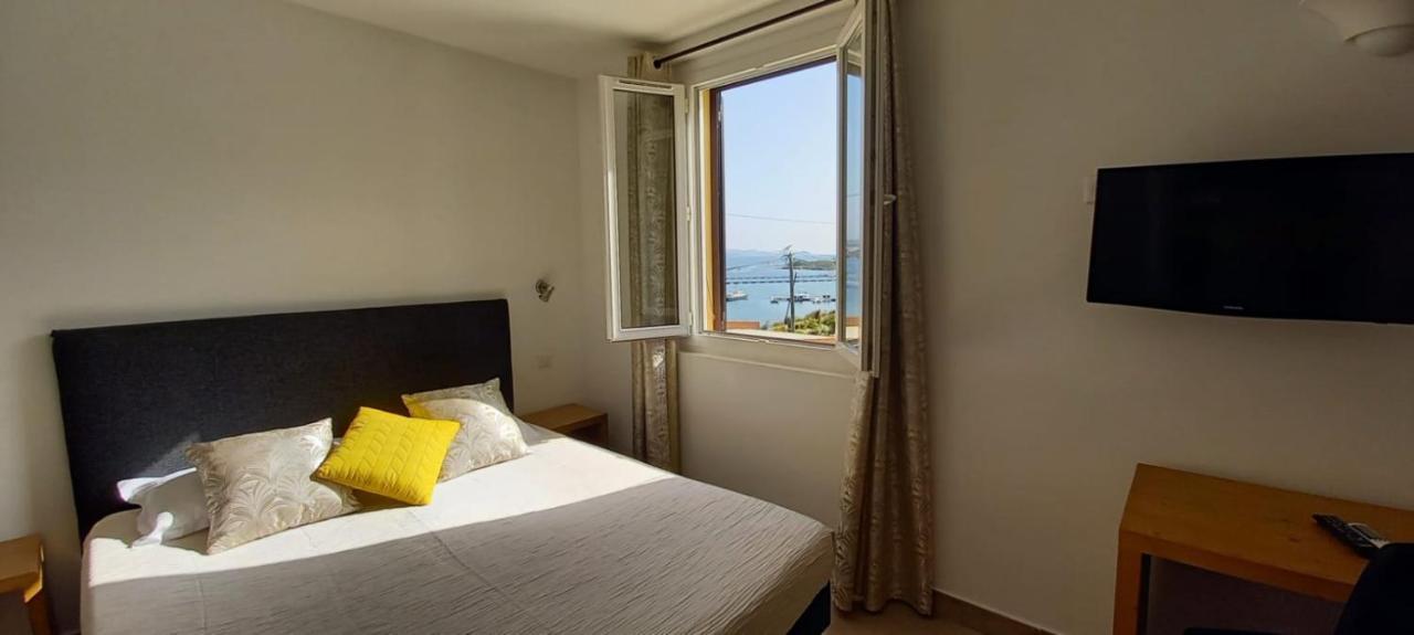 Hotel Du Golfe Bonifacio  Bagian luar foto
