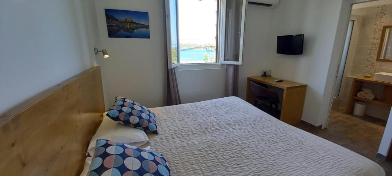 Hotel Du Golfe Bonifacio  Bagian luar foto
