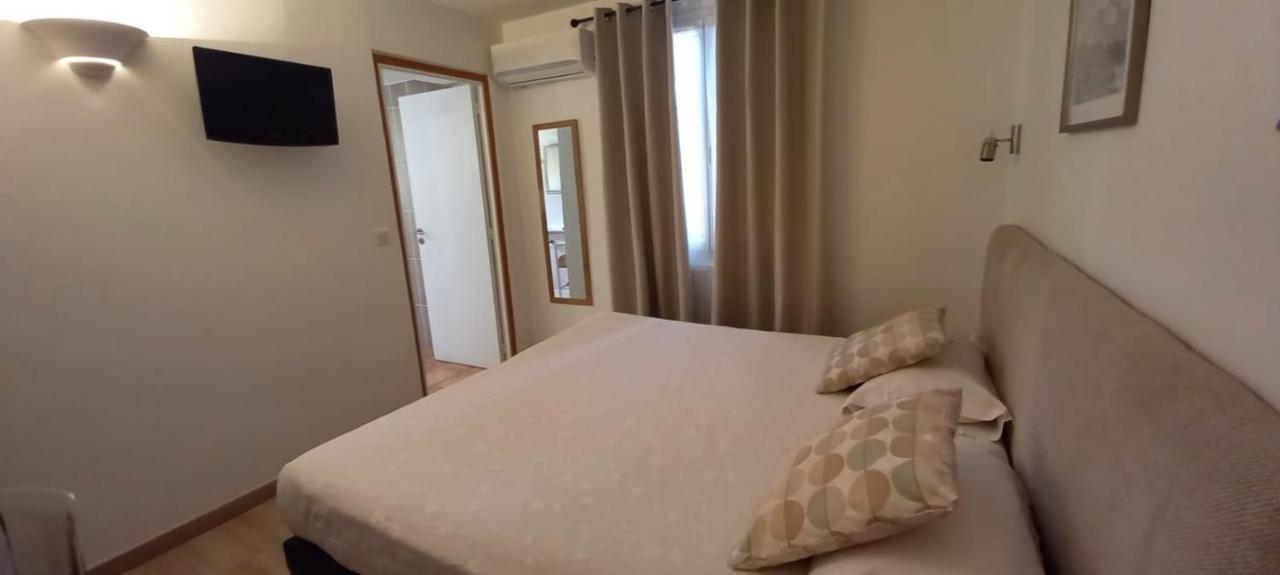 Hotel Du Golfe Bonifacio  Bagian luar foto